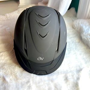 Girls Ovation Deluxe Horseback Riding Helmet